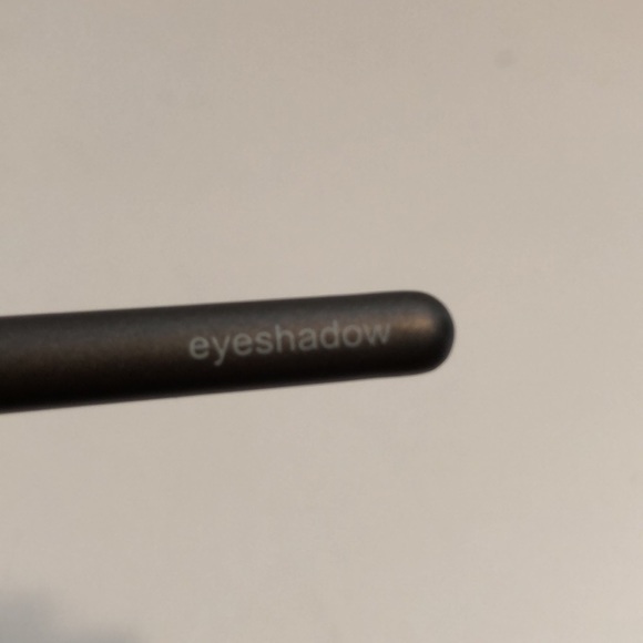 Vasanti Make Up Brushes - Picture 7 of 12